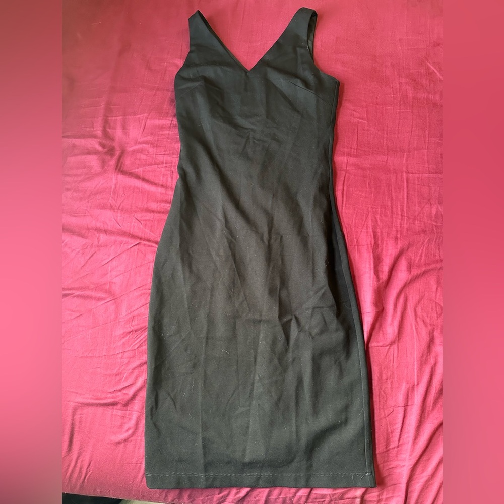 Sleeveless White House Black market dress size 2 Aura Collection